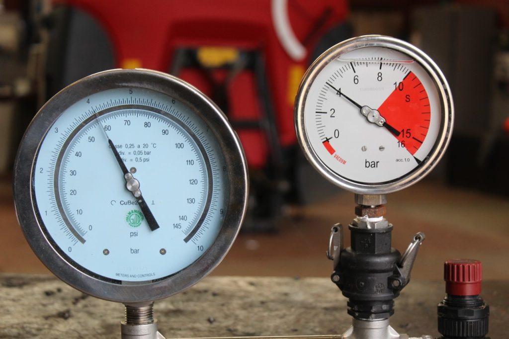Pressure gauge